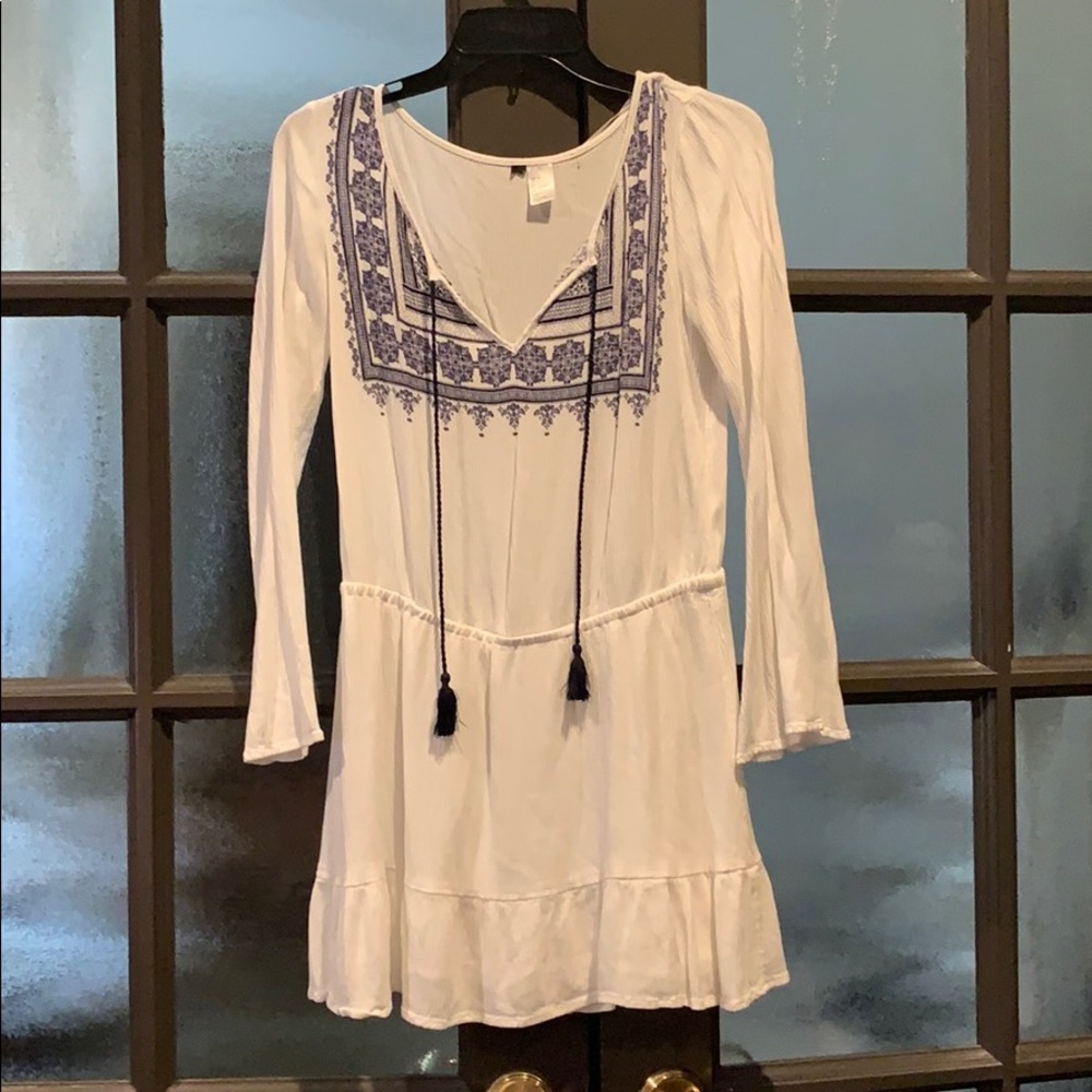 h&m blue and white dress